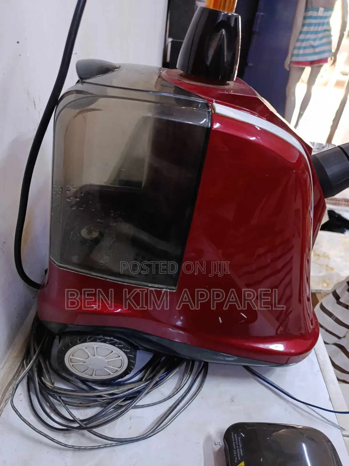 5 Litres Steam Iron With Hanger Coats, Shirts Jackets
