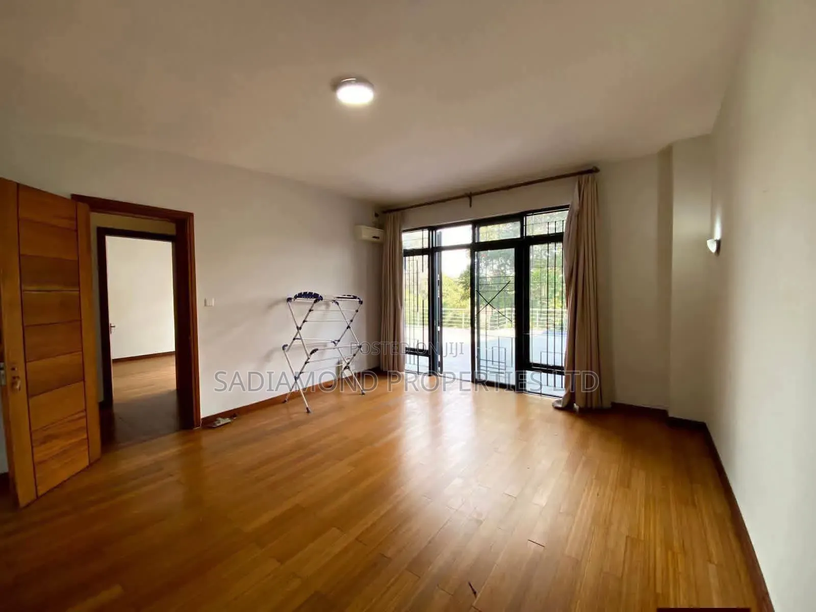 5bdrm Villa in Spring Valley for rent
