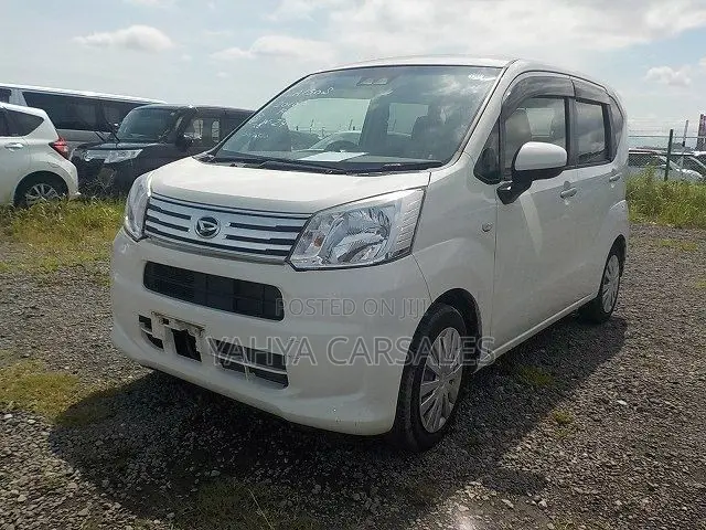 Daihatsu Move 2021 White