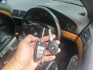 BMW 118i Keys