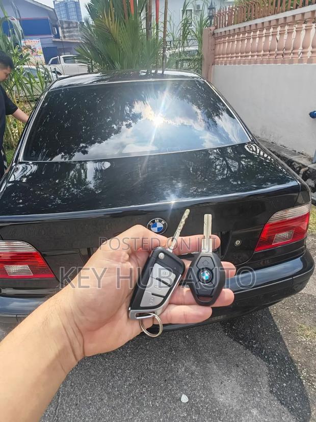BMW 118i Keys - thumbnail 2