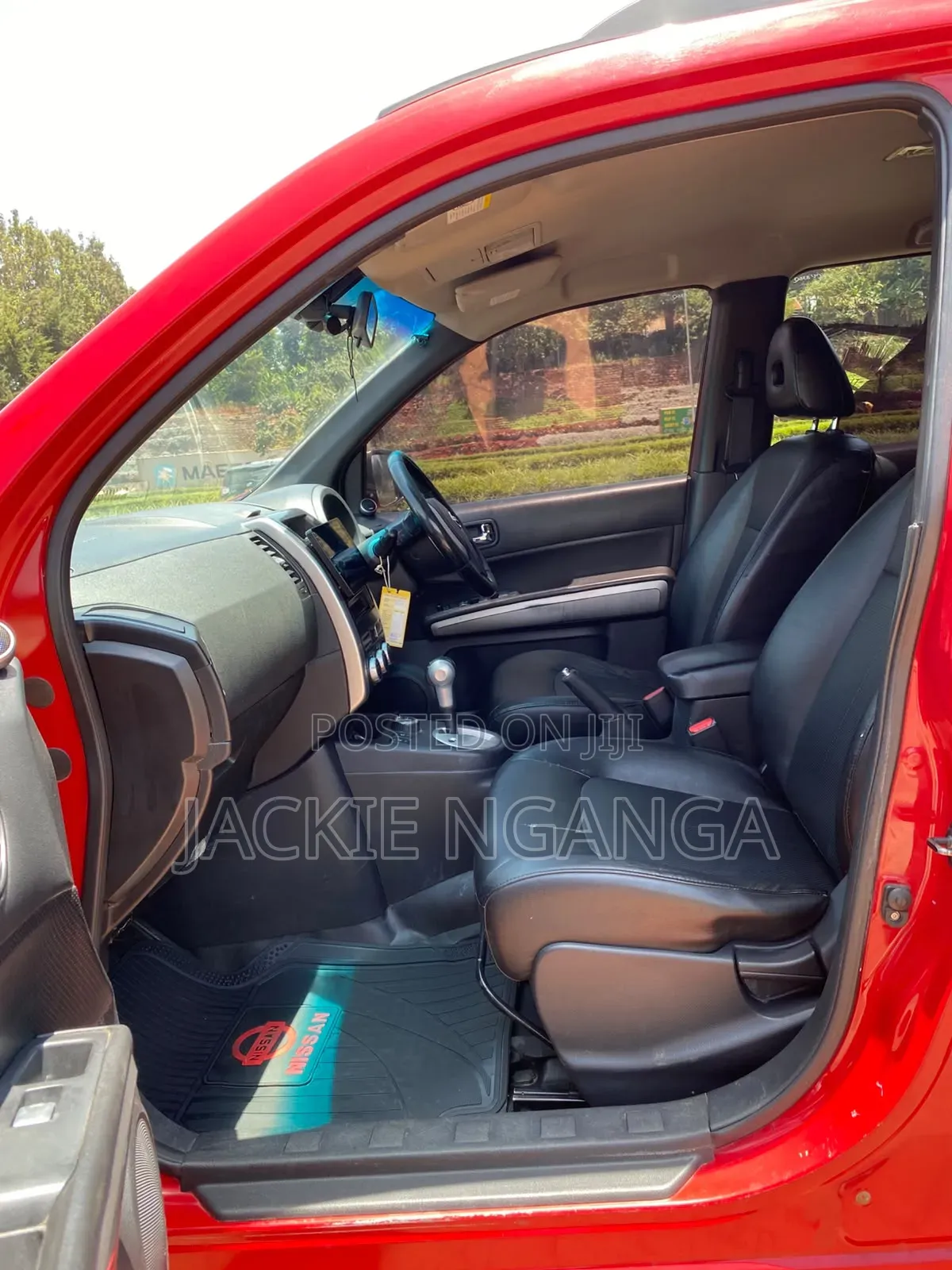 Nissan X-Trail 2013 Red