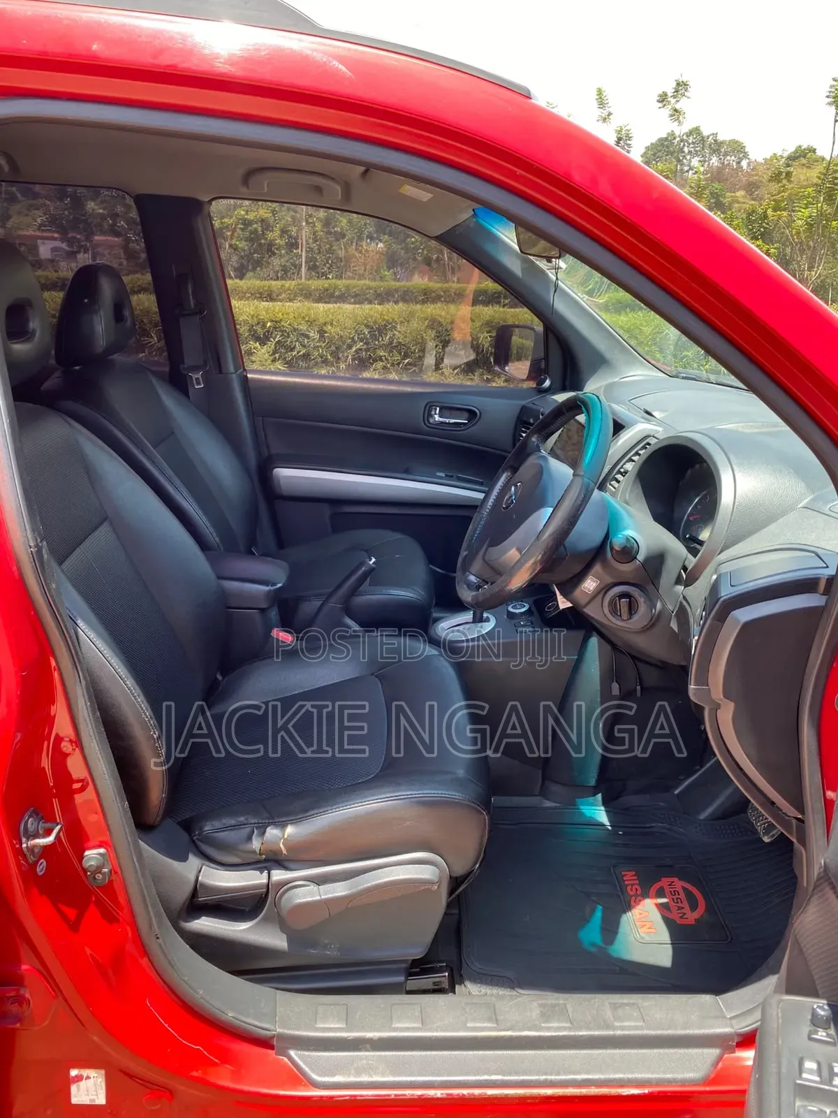 Nissan X-Trail 2013 Red