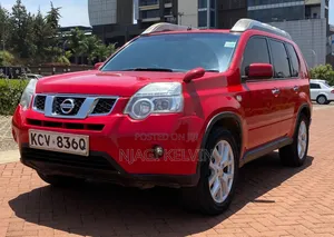Nissan X-Trail 2012