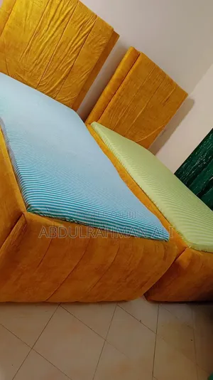 Hardwood Chester Bed