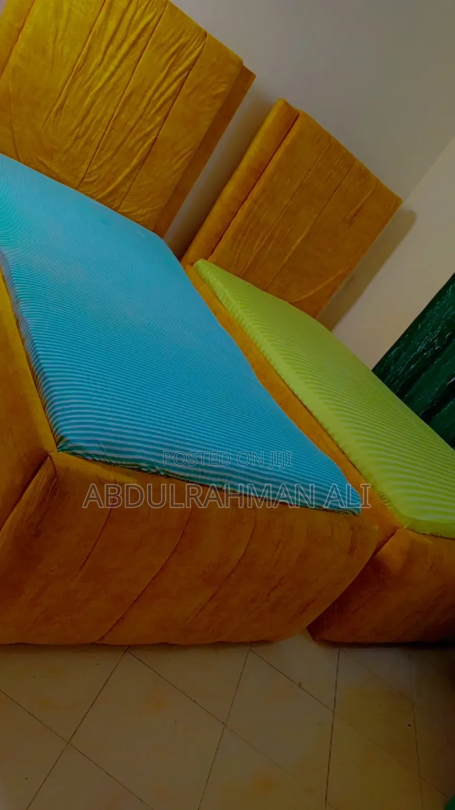 Hardwood Chester Bed