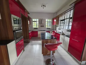 5bdrm Townhouse/Terrace in Kitisuru for sale