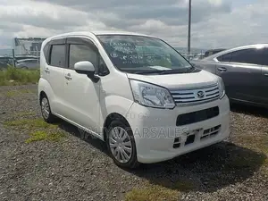 Daihatsu Move 2021 White