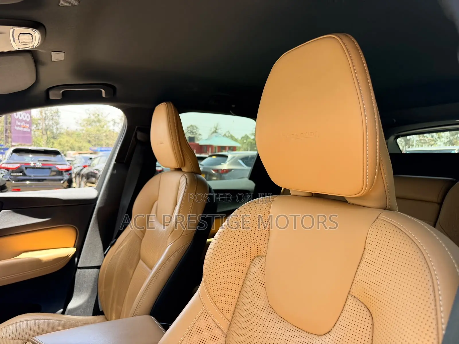 Volvo XC60 2019 Blue