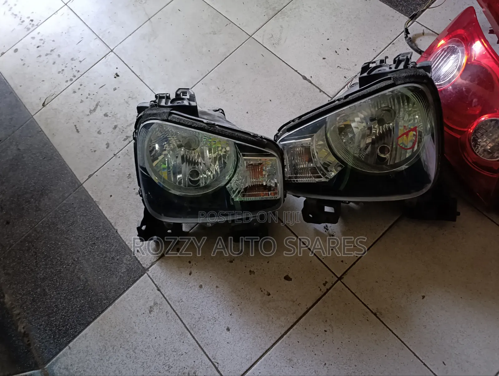 Suzuki Alto 2015 Headlights