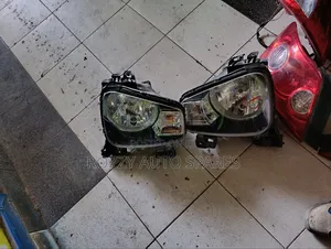 Suzuki Alto 2015 Headlights