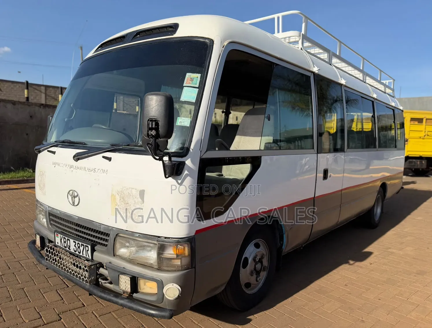 Toyota Coaster 2005 White