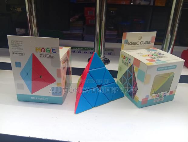 Rubik's/Magic Cube- Pyramid Shaped - thumbnail 2