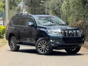 Toyota Land Cruiser Prado 2018 Blue