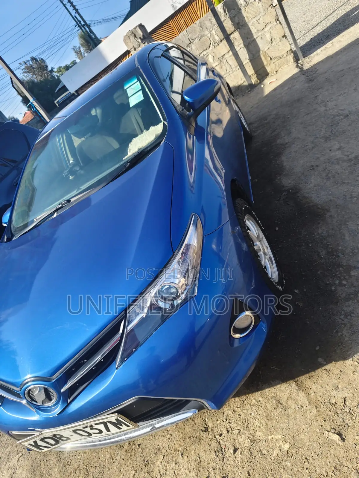 Toyota Auris 2013 Blue
