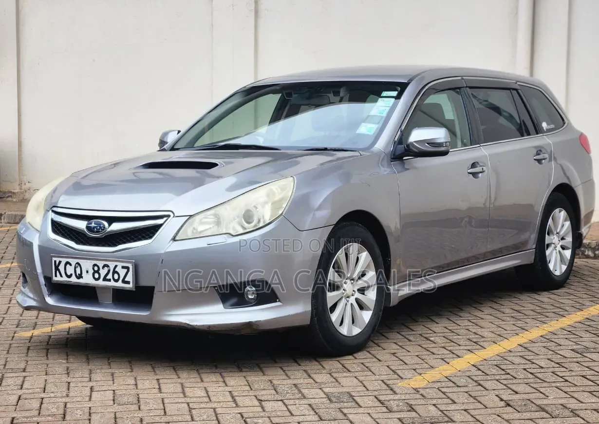 Subaru Legacy 2011 Silver