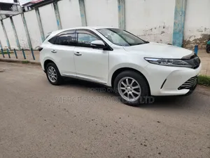 Toyota Harrier 2.0 2020 White