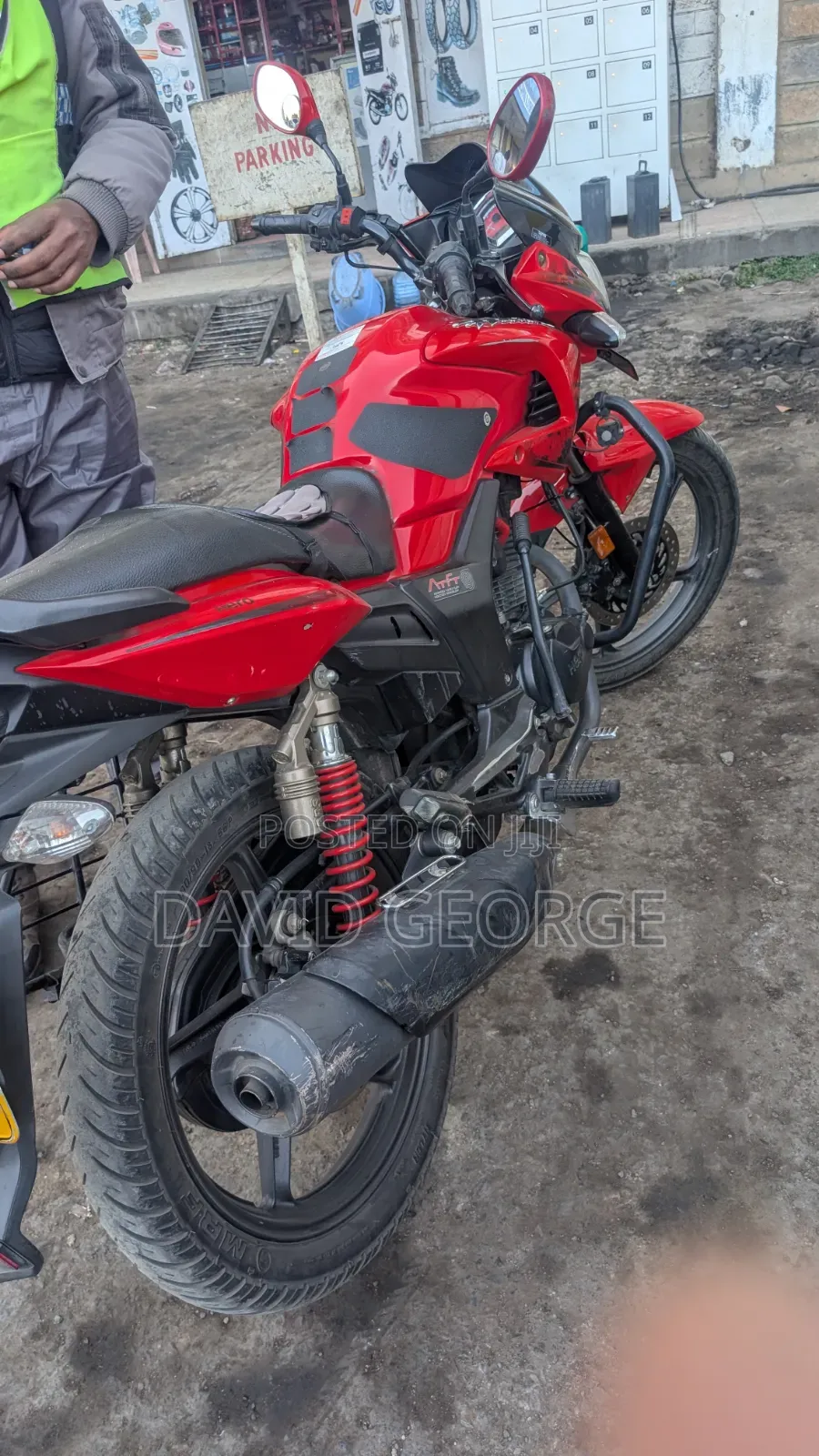 Hero Hunk 2021 Red
