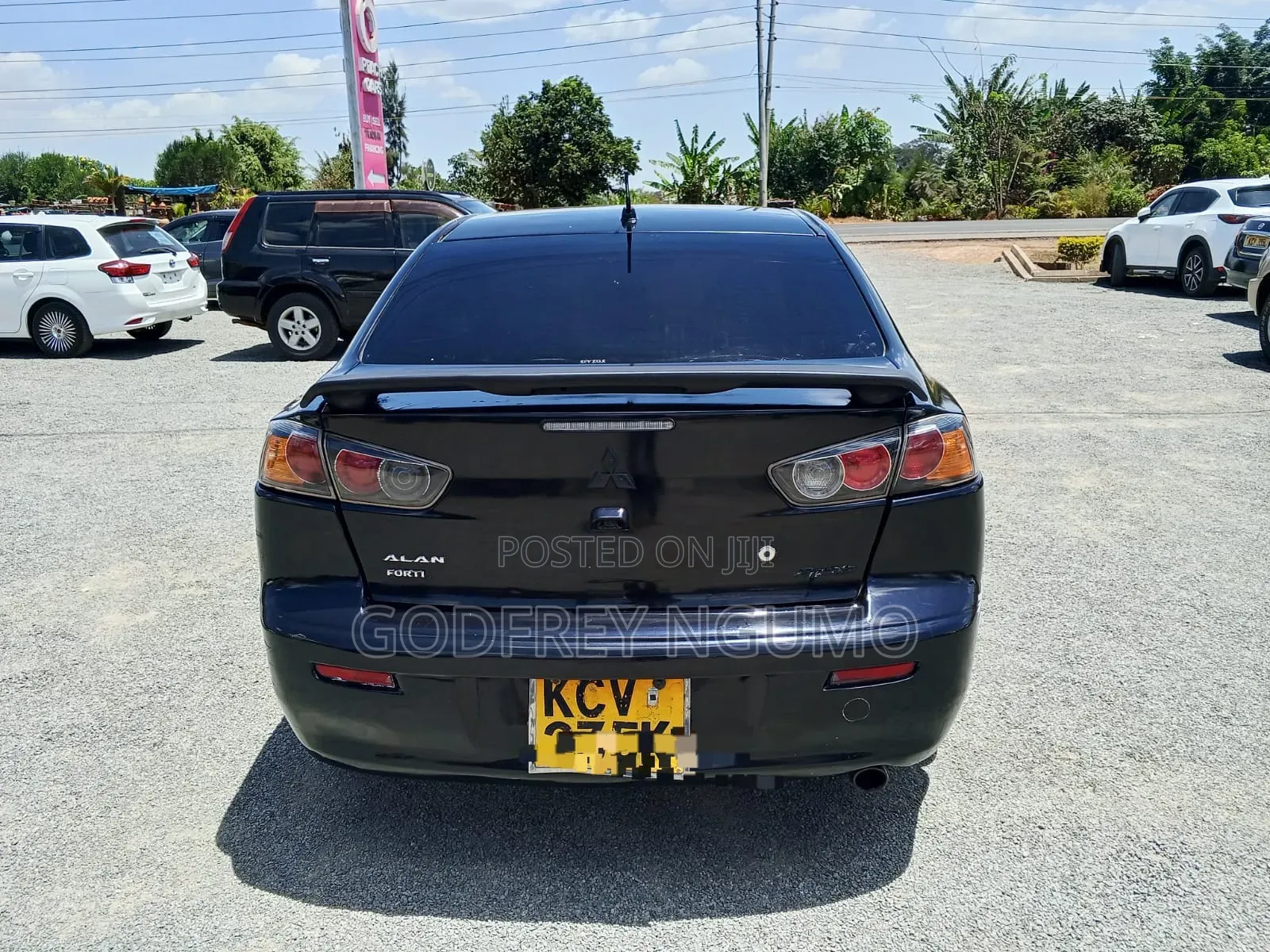 Mitsubishi Galant 2012 Black