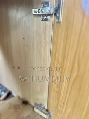 Ganite and Kitchen Cabinets - USED