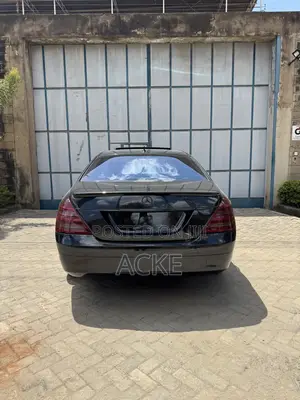 Mercedes-Benz S-Class 2007 Black