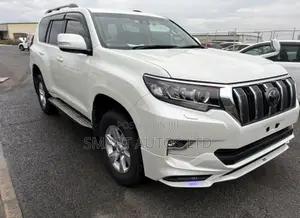 Toyota Land Cruiser Prado 2.7 2019 Off white