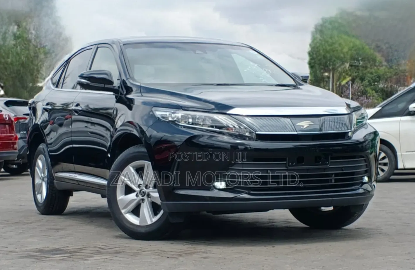 Toyota Harrier 2.0 2019 Black