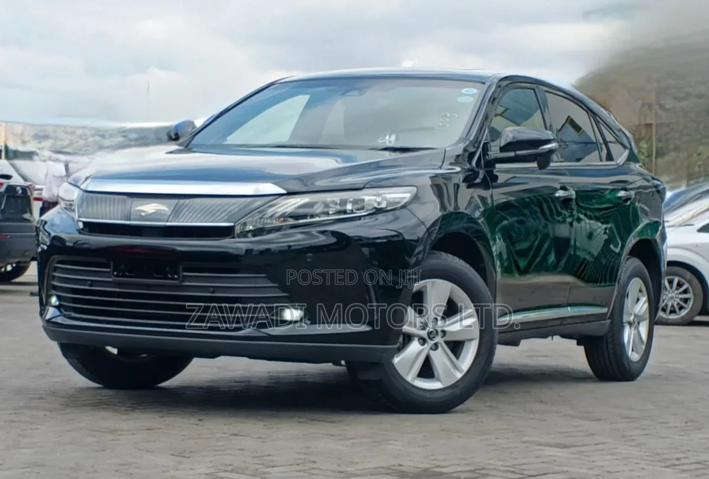 Toyota Harrier 2.0 2019 Black