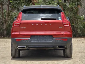 Volvo XC40 2019 Red