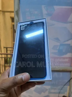 Mobile Phone 64 GB Red