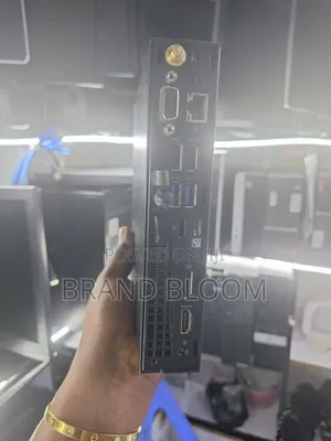 Desktop Computer Dell OptiPlex 3070 SFF 8GB Intel Core i5 HDD 500GB
