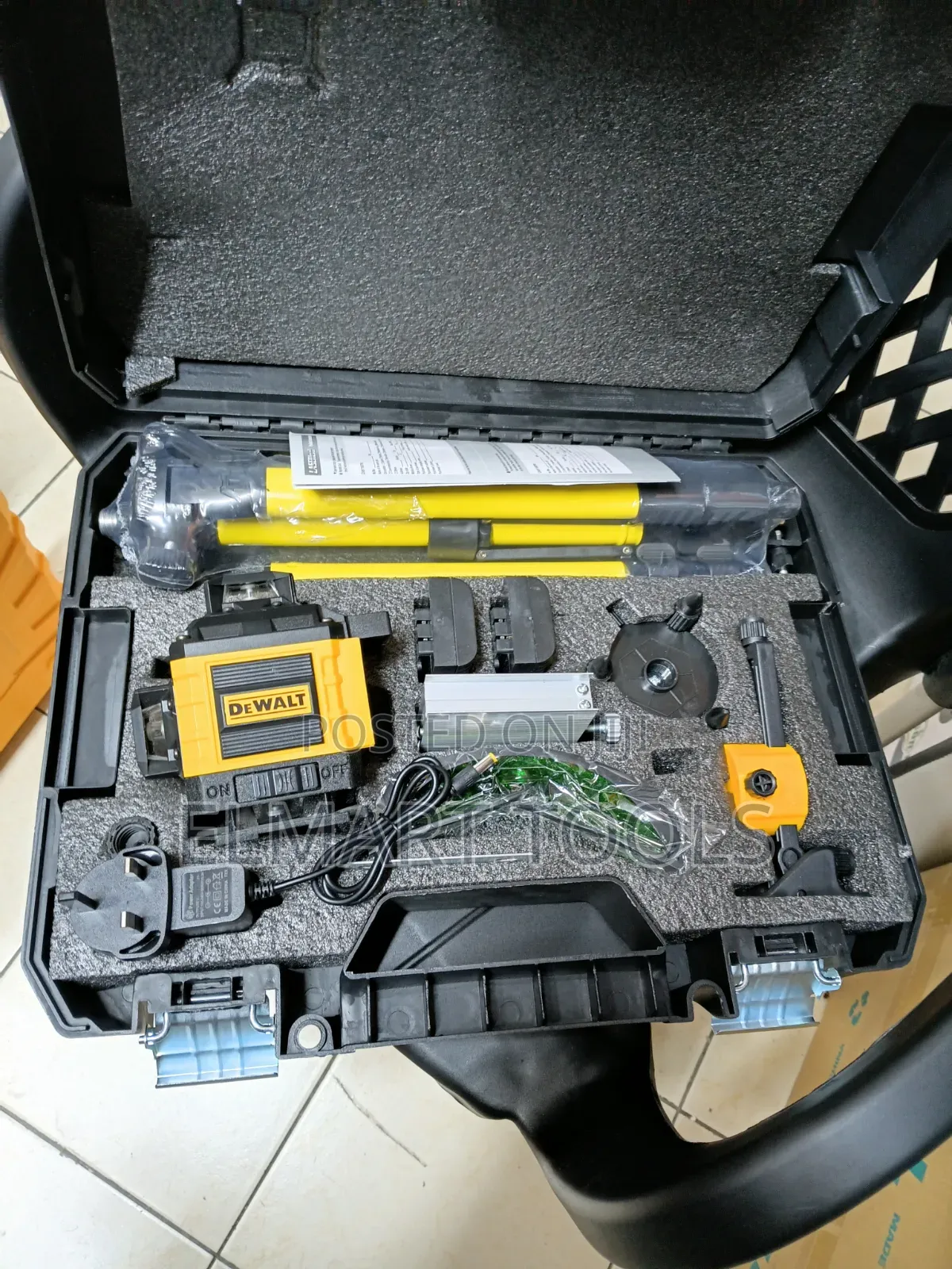 Dewalt 16-Line 4D Green Laser Level Kit