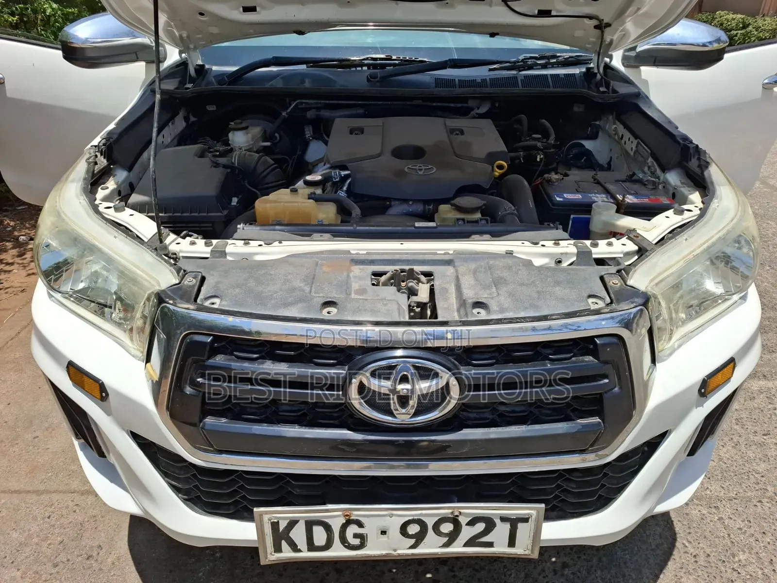 Toyota Hilux Revo Single Cab Deisel 2.8 AWD 2017 Pearl
