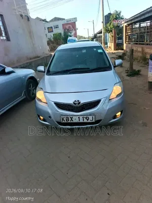 Toyota Belta 2008 Silver