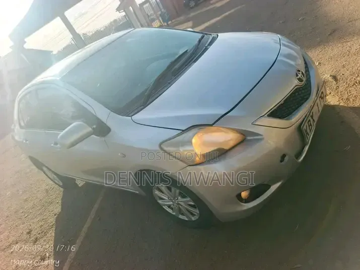 Toyota Belta 2008 Silver