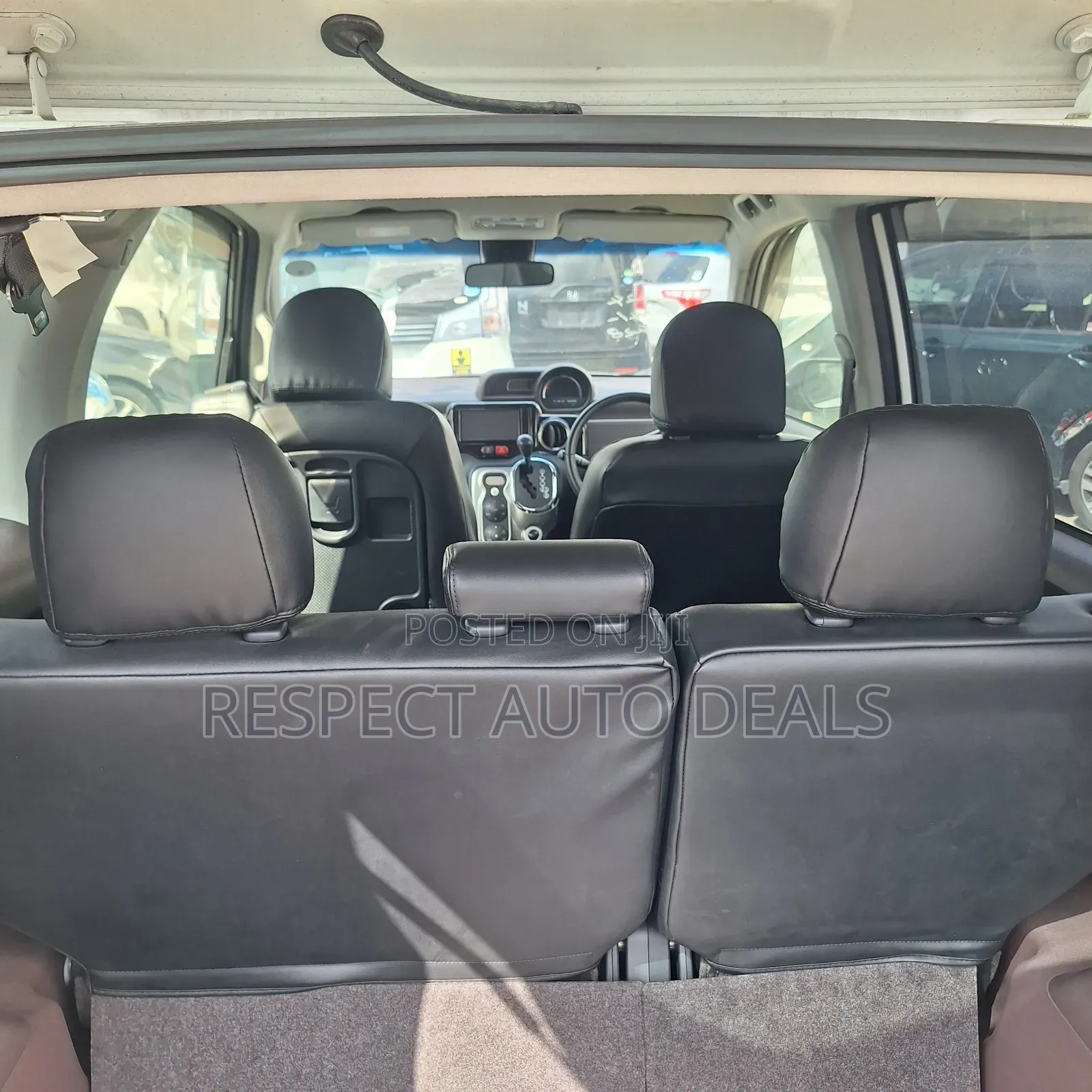 Toyota Spade 1.5 2019 Pearl