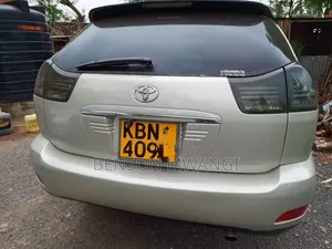 Toyota Harrier 2004 Gray
