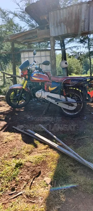 Bajaj Boxer 150 UG 2021 Red