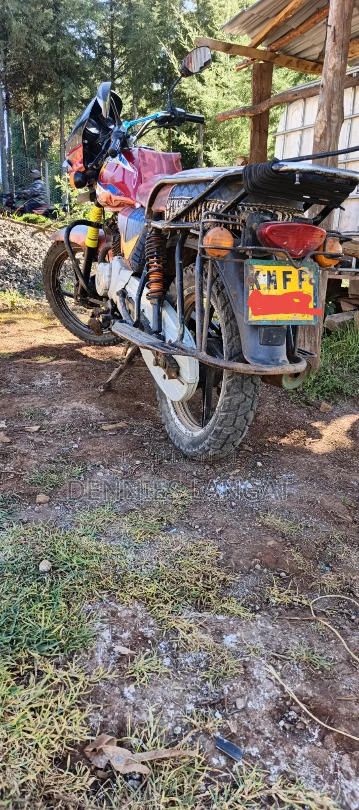 Bajaj Boxer 150 UG 2021 Red