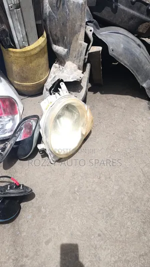 Sienta 2008 Headlight