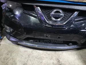Nosecut Nissan Extrail NT32 Xenon