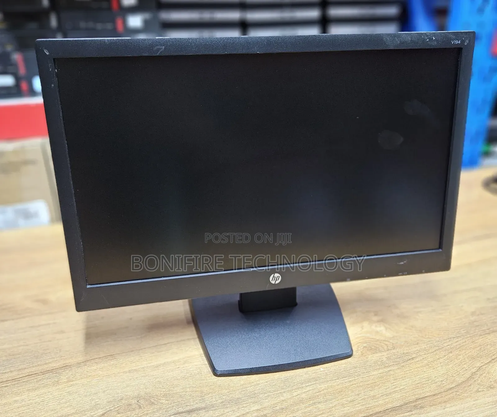 HP V194 Monitor Display Size: 18.5"