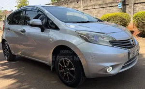 Nissan Note 2012 Silver