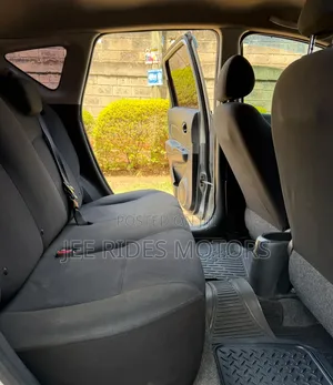 Nissan Note 2012 Silver