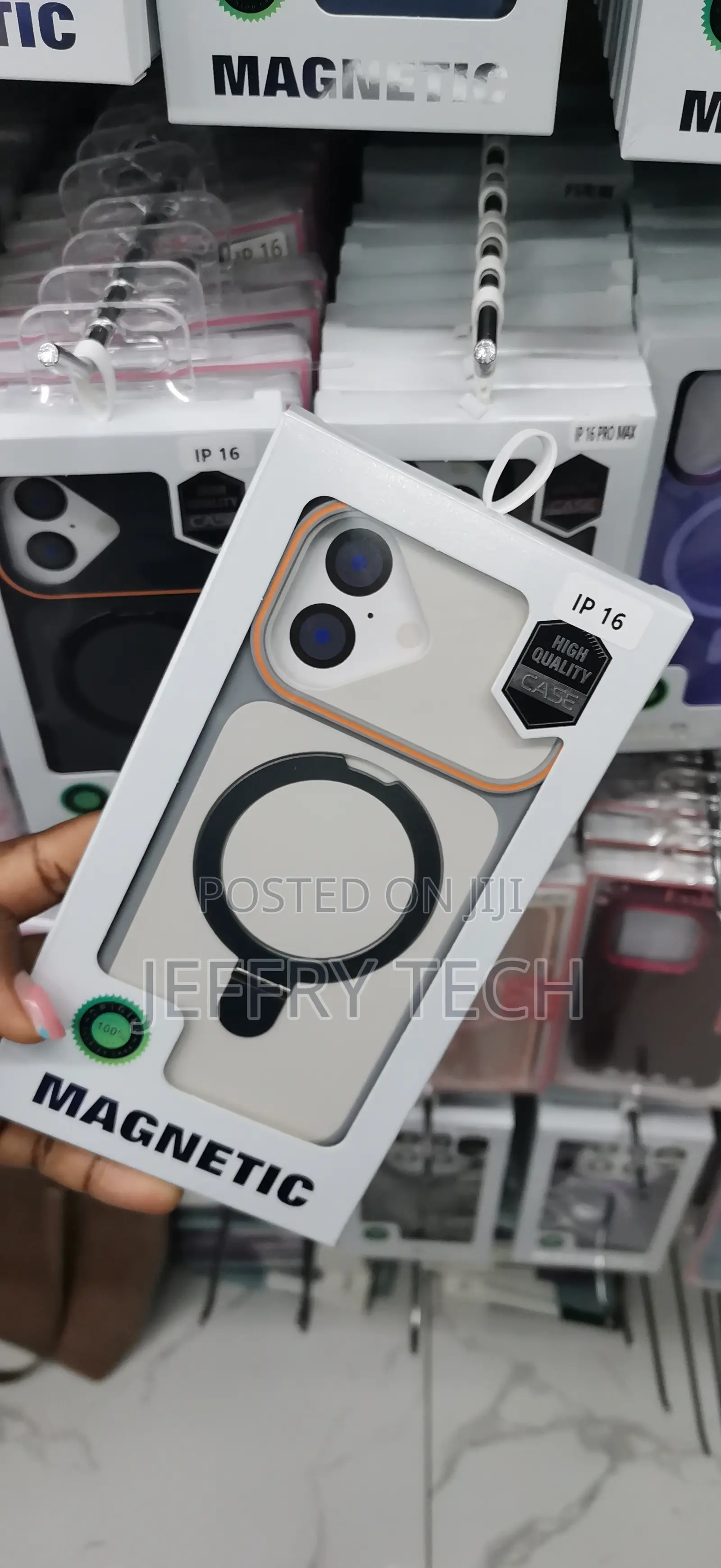 Dual-Tone Matte MagSafe Case With Folding Magnetic Ring iPhone 16