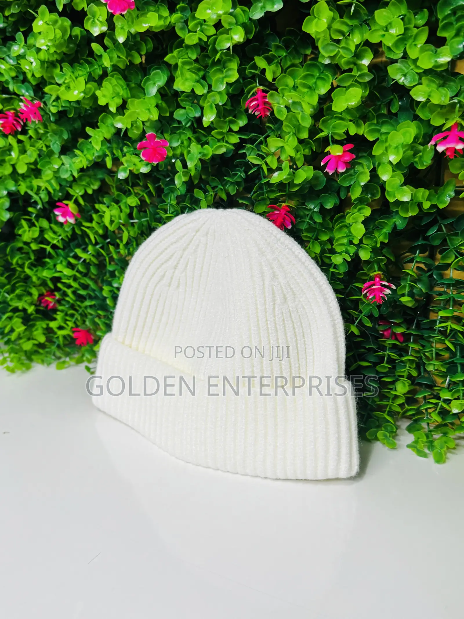 White Unisex Stretchable Ribbed Beanie