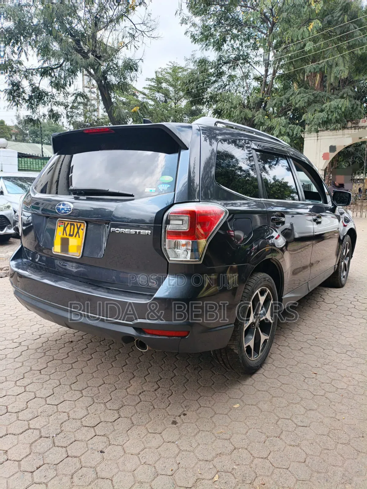 Subaru Forester 2018 Gray