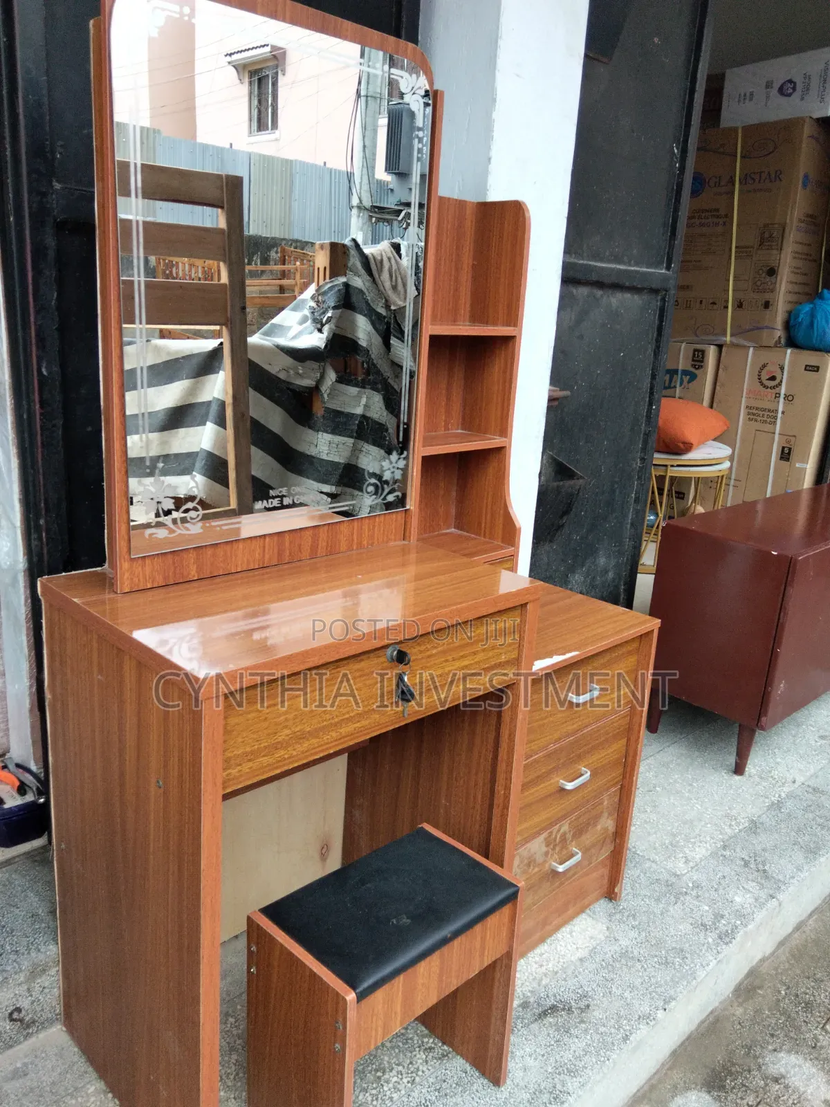 Classy Dressing Table