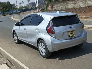 Toyota Aqua 2016 Silver
