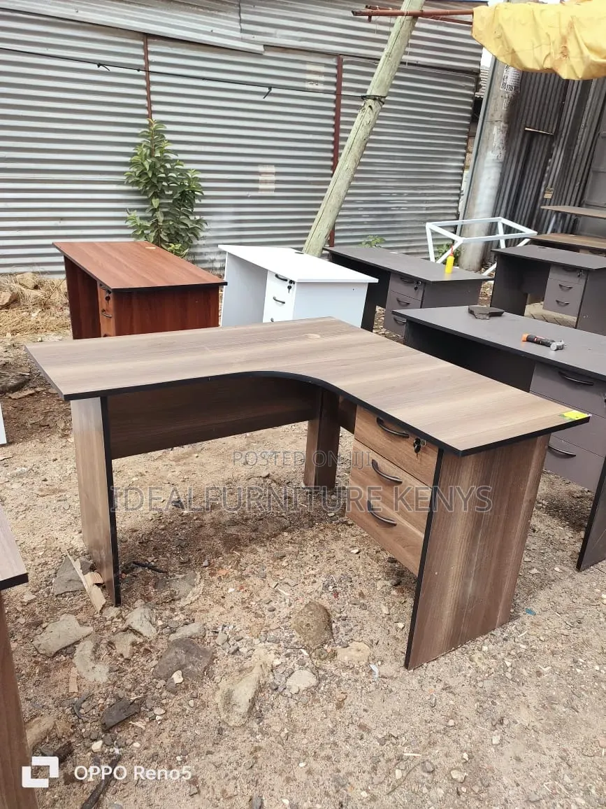 Lshape Working Desk